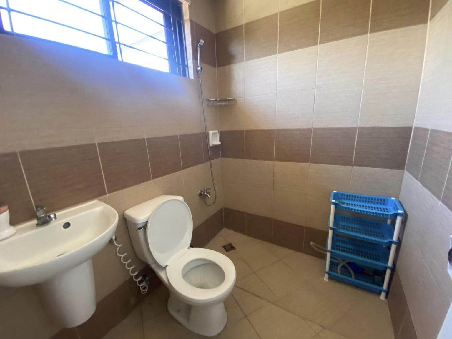 Baseview Two Storey House For Rent Batangas House and Lot For Sale / For Rent in Lipa City