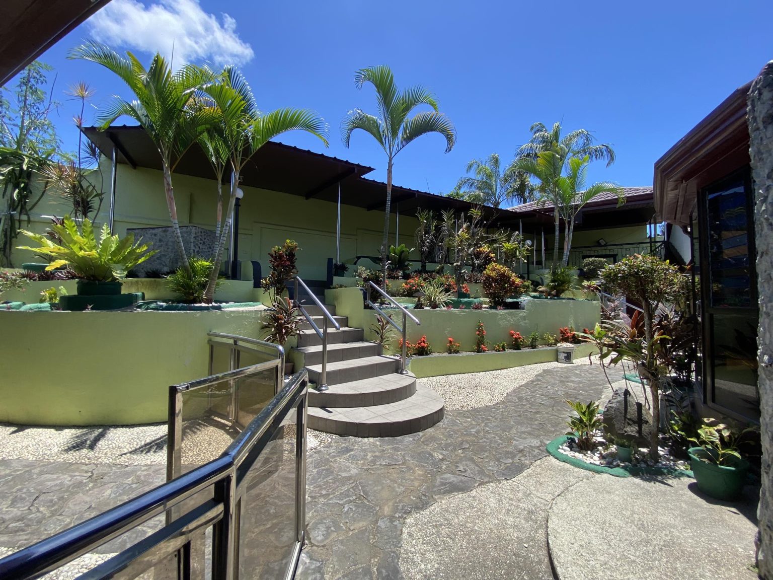 5 BR House in Mt. Malarayat Residential Estates Lipa, Batangas